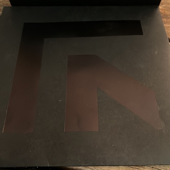 Nine Inch Nails 2018 Cold and Black and Infinite Tour - Picture 2 of 6